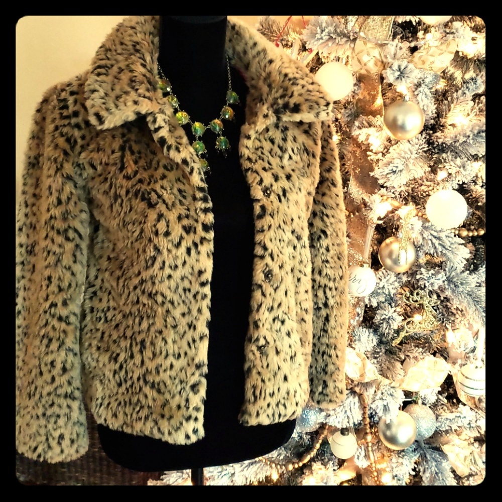 Girls leopard furry jacket